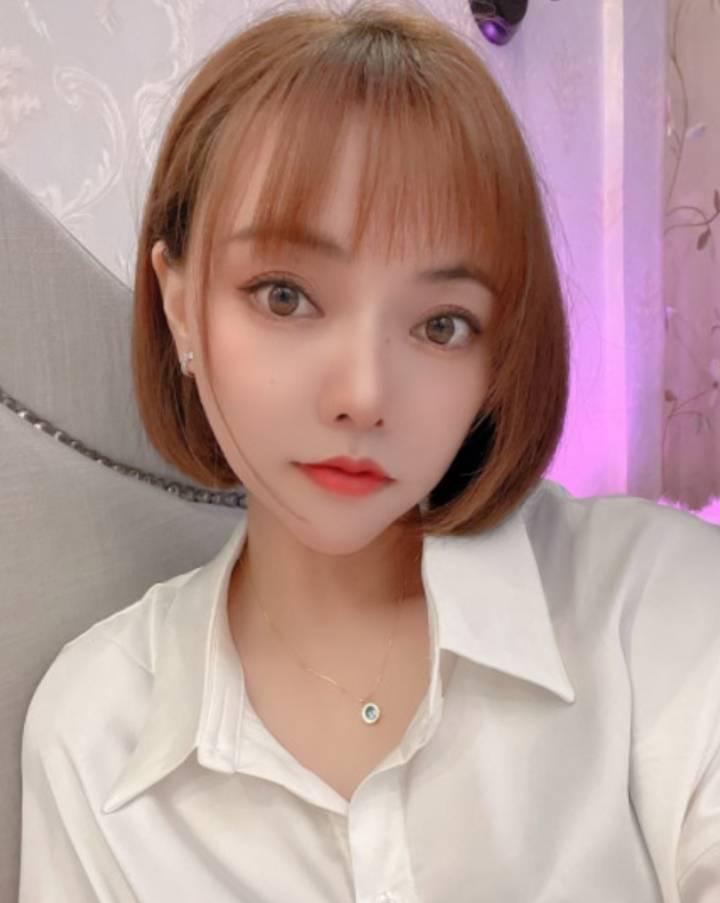 西湖区非常奈期的妹子